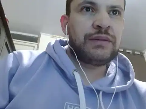 camiloking1720 online show from 3, 2, 2025