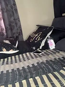 Snapshot of cardibabe chatting on 9, 11, 2025 cardibabe online show from 9, 11, 2025