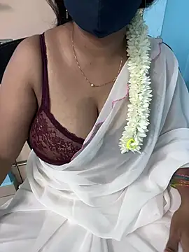 Snapshot of sajeetha chatting on 29, 4, 2026 sajeetha online show from 29, 4, 2026