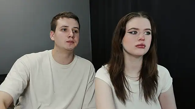 Snapshot of Pinku_kitsune chatting on 7, 3, 2025 Pinku kitsune online show from 7, 3, 2025