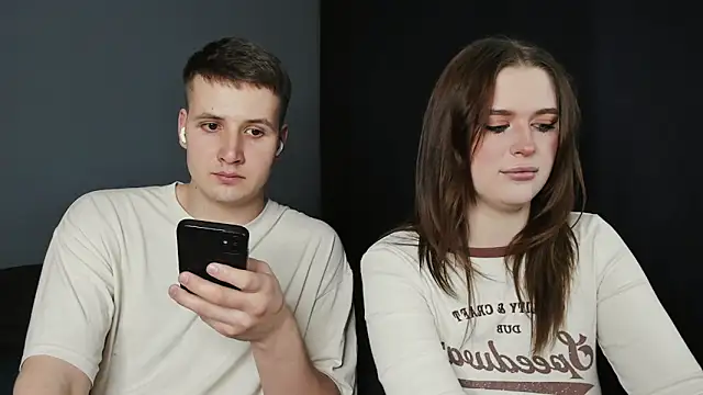 Snapshot of Pinku_kitsune chatting on 16, 3, 2025 Pinku kitsune online show from 16, 3, 2025