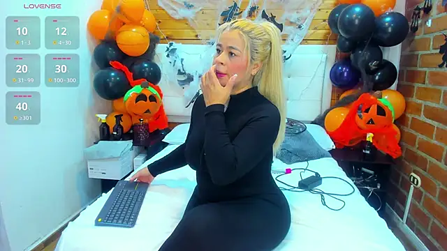 Dulcex69 online show from 14, 10, 2025