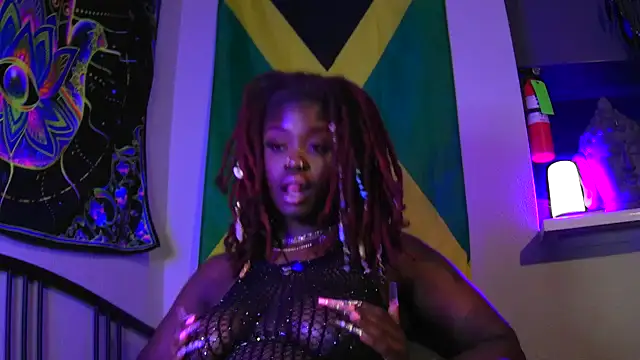 Snapshot of Tatithegoddess chatting on 5, 1, 2025 Tatithegoddess online show from 5, 1, 2025