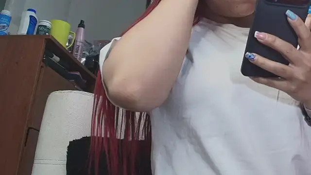 Snapshot of Maylin_2024 chatting on 26, 11, 2025 Maylin 2024 online show from 26, 11, 2025