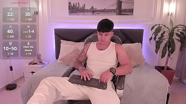 Snapshot of Cristopher_strong chatting on 16, 11, 2025 Cristopher strong online show from 16, 11, 2025