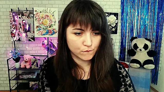 Darina M  online show from 28, 2, 2025