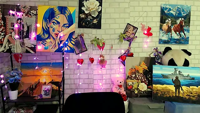 Darina M  online show from 12, 2, 2026