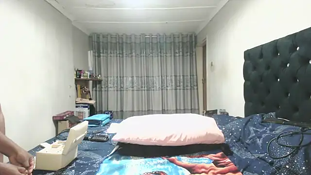 Indianmayaxoxo online show from 13, 11, 2025