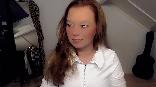 roxanna24 online show from 17, 3, 2026