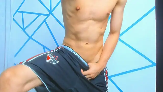 Snapshot of liam_scott77 chatting on 7, 2, 2025 liam scott77 online show from 7, 2, 2025