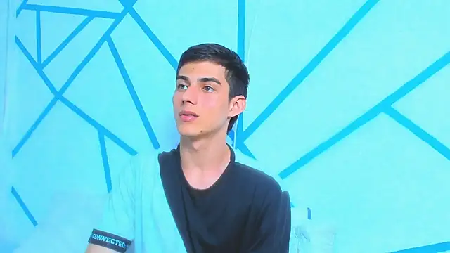 Snapshot of liam_scott77 chatting on 28, 2, 2025 liam scott77 online show from 28, 2, 2025