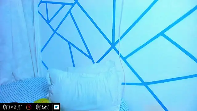 Snapshot of liam_scott77 chatting on 25, 9, 2025 liam scott77 online show from 25, 9, 2025