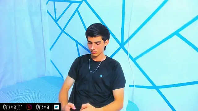 Snapshot of liam_scott77 chatting on 26, 9, 2025 liam scott77 online show from 26, 9, 2025