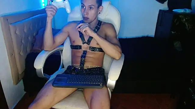 Iruma fat dick777 online show from 11, 3, 2025