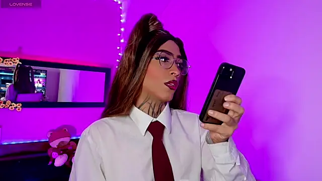 Micaela Rangel online show from 22, 11, 2025