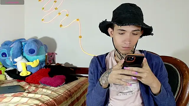 Micaela Rangel online show from 22, 5, 2026