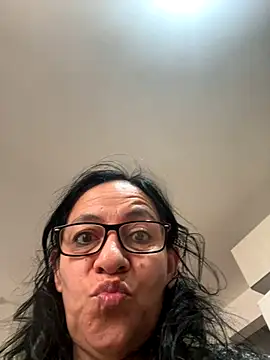 Freya Artemisa online show from 8, 12, 2024