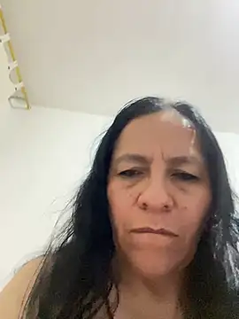 Freya Artemisa online show from 2, 2, 2025