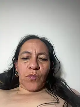 Freya Artemisa online show from 1, 3, 2025