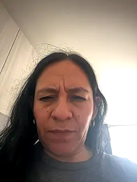 Freya Artemisa online show from 8, 11, 2025