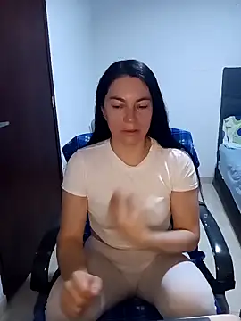 Snapshot of renata_hot1 chatting on 18, 2, 2025 renata hot1 online show from 18, 2, 2025