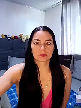 renata hot1 online show from 12, 5, 2026