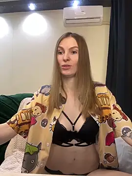Snapshot of RachelBelI chatting on 18, 3, 2025 RachelBelI online show from 18, 3, 2025