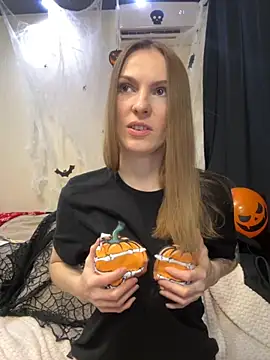 Snapshot of RachelBelI chatting on 19, 10, 2025 RachelBelI online show from 19, 10, 2025