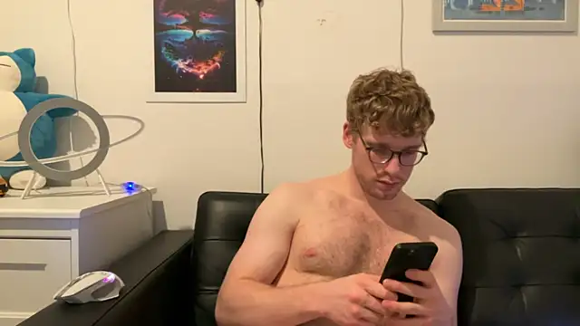 BlueEyedTallGuy94 online show from 9, 12, 2024