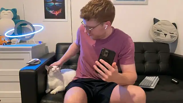 BlueEyedTallGuy94 online show from 19, 12, 2024