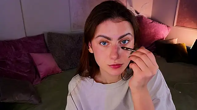 Snapshot of tomorrows_day chatting on 20, 10, 2025 tomorrows day online show from 20, 10, 2025