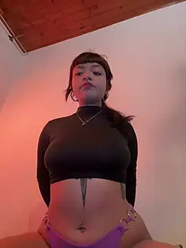 Snapshot of Ashley_Chriss chatting on 11, 1, 2025 Ashley Chriss online show from 11, 1, 2025