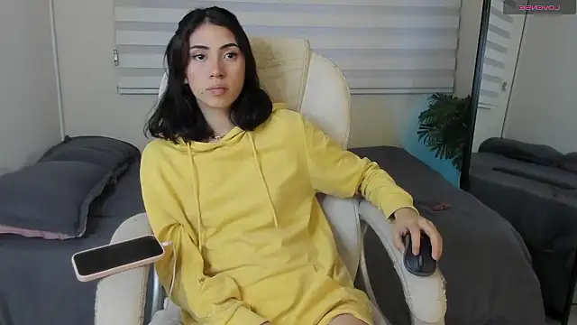 Catyloves online show from 7, 1, 2026