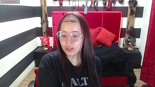 Marian Ran online show from 6, 10, 2025