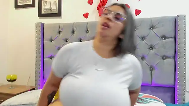 Snapshot of Melinda_bob chatting on 10, 3, 2025 Melinda bob online show from 10, 3, 2025