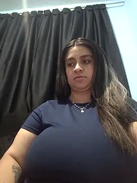 Snapshot of Melinda_bob chatting on 26, 11, 2025 Melinda bob online show from 26, 11, 2025