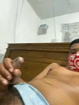 Heavenranger1997 online show from 14, 2, 2026