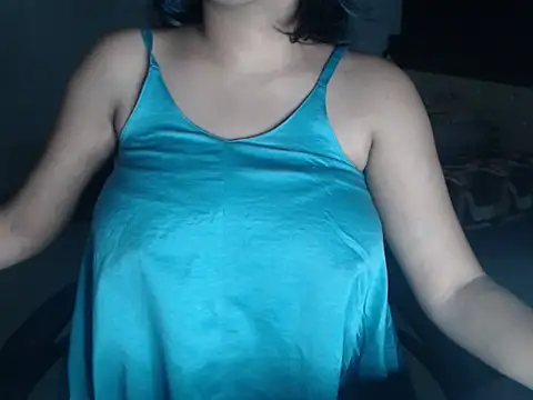Snapshot of DevilErin chatting on 8, 4, 2026 DevilErin online show from 8, 4, 2026