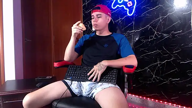 Snapshot of maty_hardx chatting on 2, 1, 2025 maty hardx online show from 2, 1, 2025