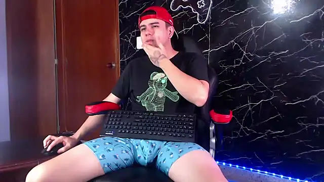 Snapshot of maty_hardx chatting on 13, 2, 2025 maty hardx online show from 13, 2, 2025