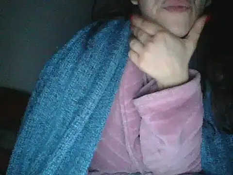 Snapshot of hairygirl80 chatting on 5, 1, 2025 hairygirl80 online show from 5, 1, 2025