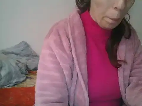 Snapshot of hairygirl80 chatting on 27, 1, 2025 hairygirl80 online show from 27, 1, 2025