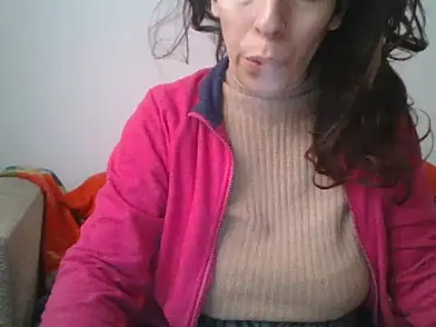 Snapshot of hairygirl80 chatting on 18, 2, 2025 hairygirl80 online show from 18, 2, 2025