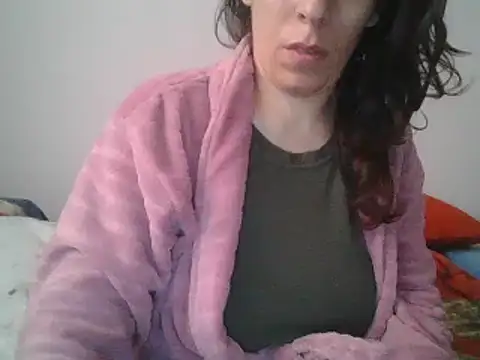 Snapshot of hairygirl80 chatting on 24, 2, 2025 hairygirl80 online show from 24, 2, 2025