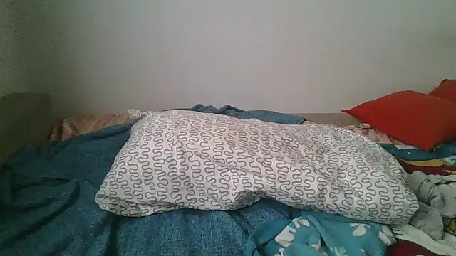 Snapshot of hairygirl80 chatting on 17, 10, 2025 hairygirl80 online show from 17, 10, 2025