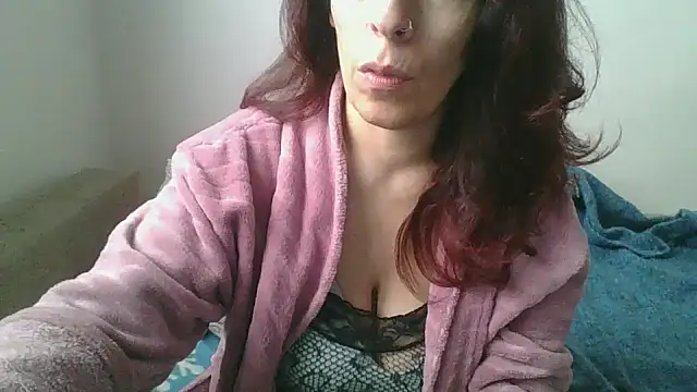 Snapshot of hairygirl80 chatting on 14, 11, 2025 hairygirl80 online show from 14, 11, 2025