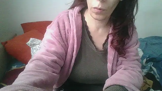 Snapshot of hairygirl80 chatting on 2, 12, 2025 hairygirl80 online show from 2, 12, 2025