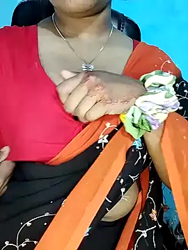 Snapshot of Sadika- chatting on 5, 1, 2025 Sadika- online show from 5, 1, 2025