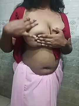 Snapshot of Sadika- chatting on 26, 6, 2026 Sadika- online show from 26, 6, 2026