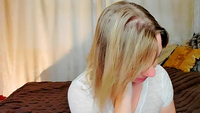 Snapshot of Regina__blue chatting on 19, 9, 2025 Regina blue online show from 19, 9, 2025